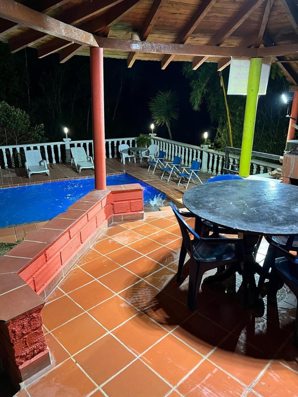 Finca Hotel La Bonita Guatapé Esterno foto