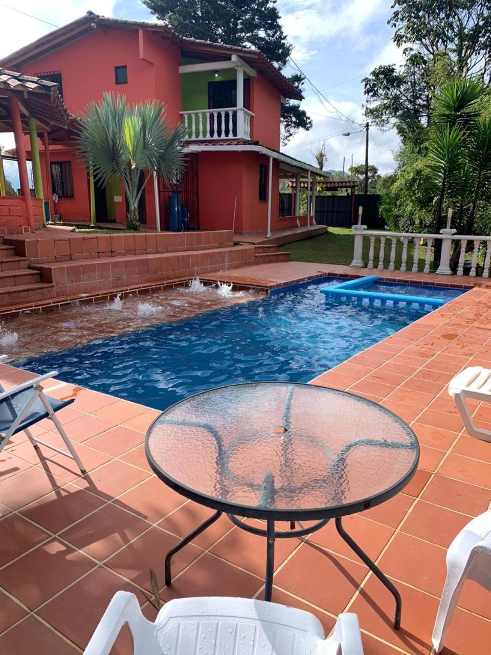 Finca Hotel La Bonita Guatapé Esterno foto